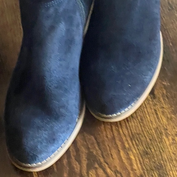 BLUE SUADE BOOTIES - Picture 2 of 2